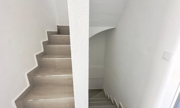 Herverkoop - Stadswoning -
Torrevieja - La Mata