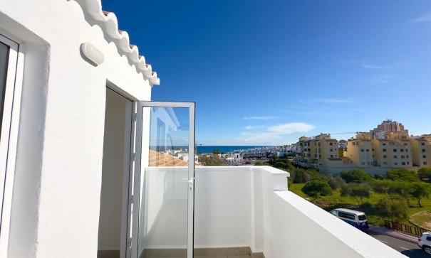 Herverkoop - Stadswoning -
Torrevieja - La Mata