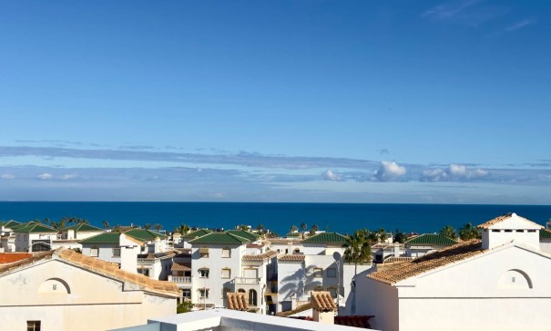 Herverkoop - Stadswoning -
Torrevieja - La Mata