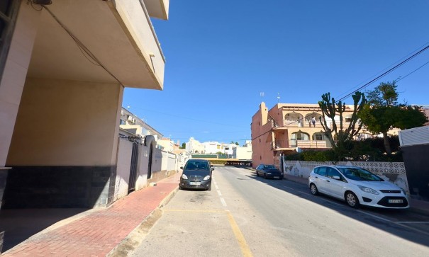 Herverkoop - Apartement Flat -
Torrevieja - Centro