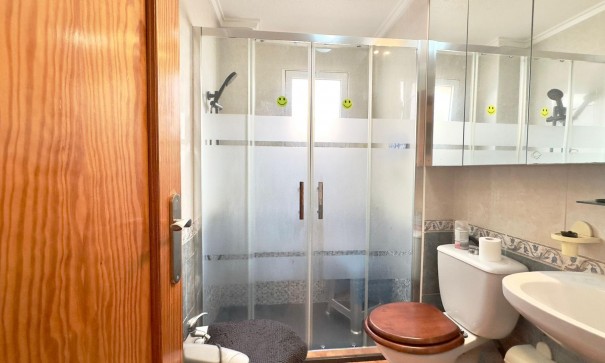 Herverkoop - Apartement Flat -
Torrevieja - Parque de las Naciones