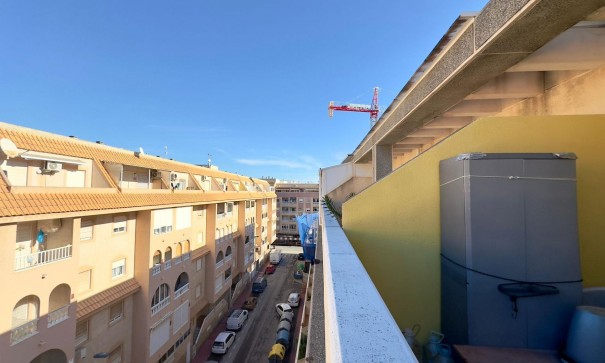 Herverkoop - Apartement Flat -
Torrevieja - Parque de las Naciones