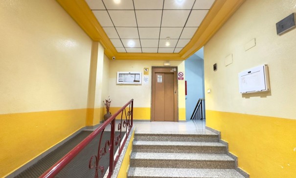 Herverkoop - Apartement Flat -
Torrevieja - Parque de las Naciones