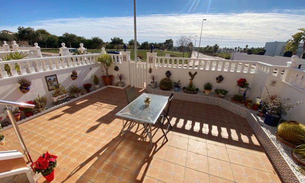 Herverkoop - Halfvrijstaande villa -
Ciudad Quesada - Rojales - Dona Pepa