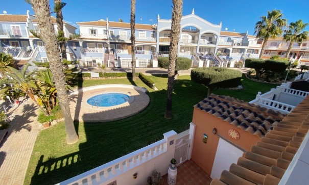 Herverkoop - Halfvrijstaande villa -
Ciudad Quesada - Rojales - Dona Pepa