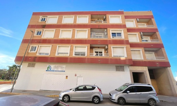 Lejlighed lejlighed - Videresalg - Los Montesinos -
                Los Montesinos