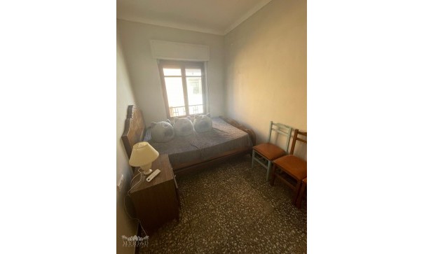 Herverkoop - Stadswoning -
Pinoso - Pinoso Alicante