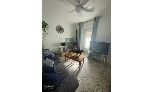 Herverkoop - Stadswoning -
Pinoso - Pinoso Alicante