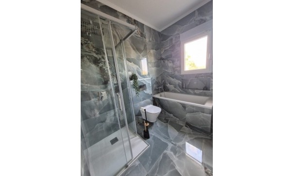 Herverkoop - Finca Landelijk pand -
Daya Vieja