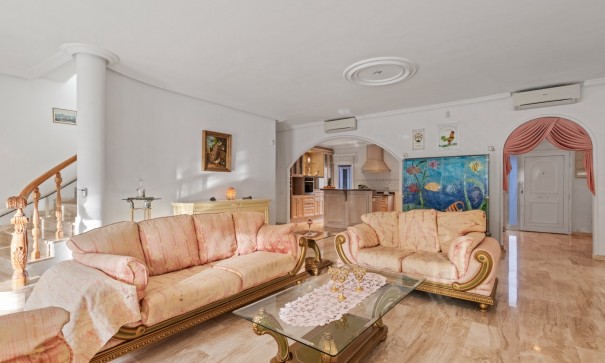 Herverkoop - Villa -
Ciudad Quesada - Rojales - Dona Pepa