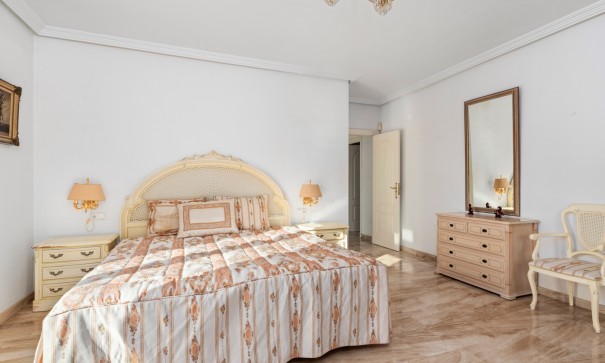 Herverkoop - Villa -
Ciudad Quesada - Rojales - Dona Pepa