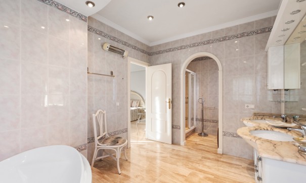 Herverkoop - Villa -
Ciudad Quesada - Rojales - Dona Pepa