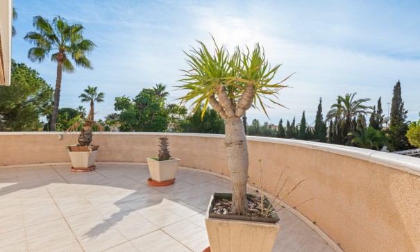 Herverkoop - Villa -
Ciudad Quesada - Rojales - Dona Pepa