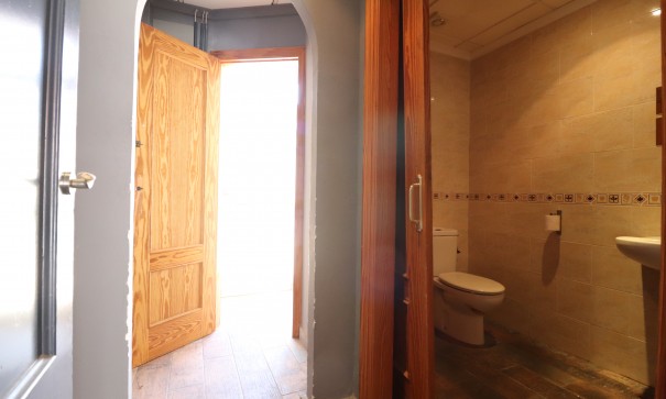 Herverkoop - Commercieel -
Algorfa - La Finca Golf Resort