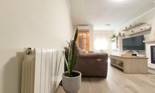 Sale - Town house -
Hondón de los Fráiles