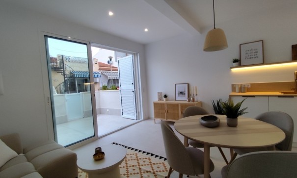 Resale - Stadthaus -
La Siesta