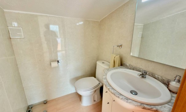 Sprzedaż - Willa wolnostojąca -
Hondón de las Nieves