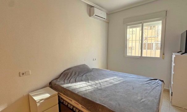 Herverkoop - Apartement Flat -
Orihuela Costa - Playa Flamenca