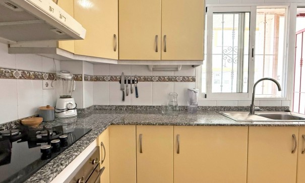 Herverkoop - Stadswoning -
Orihuela Costa - Los Altos