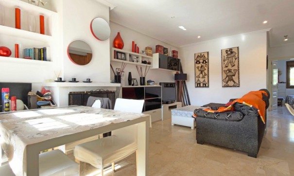 Resale - Stadthaus -
Orihuela Costa - Villamartín