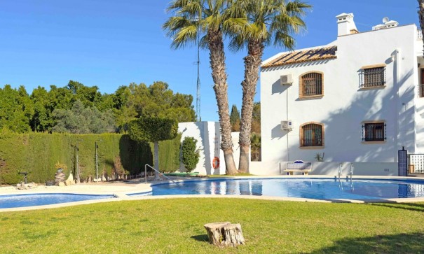 Resale - Stadthaus -
Orihuela Costa - Villamartín