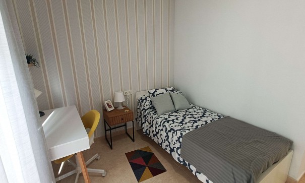 Resale - Stadthaus -
San Miguel de Salinas - Ciudad de las comunicaciones