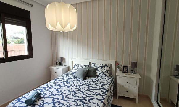 Resale - Stadthaus -
San Miguel de Salinas - Ciudad de las comunicaciones