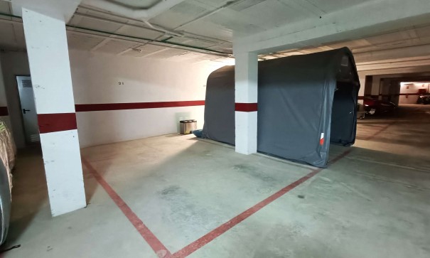 Resale - Stadthaus -
San Miguel de Salinas - Ciudad de las comunicaciones