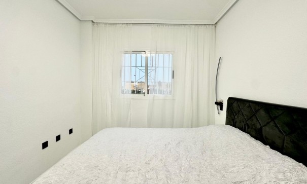 Herverkoop - Apartement Flat -
Orihuela Costa - Playa Flamenca Norte