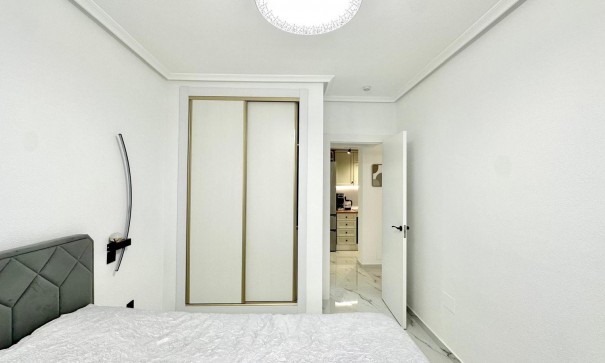 Herverkoop - Apartement Flat -
Orihuela Costa - Playa Flamenca Norte