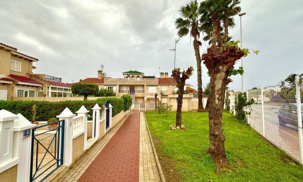 Herverkoop - Apartement Flat -
Orihuela Costa - Playa Flamenca Norte