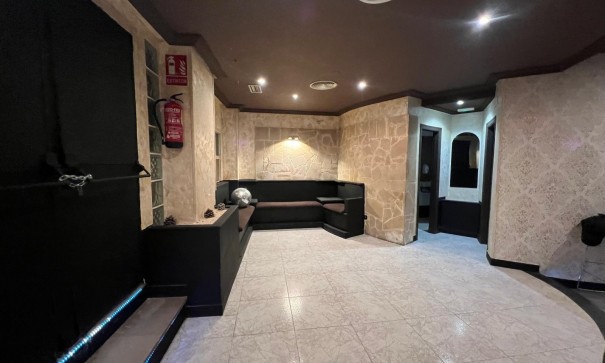 Herverkoop - Commercieel -
Torrevieja - Playa de los Naufragos