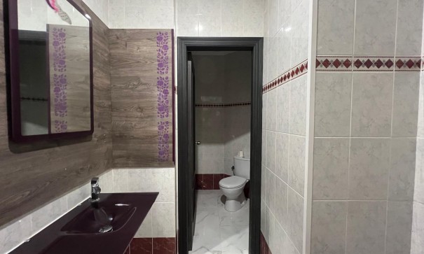 Herverkoop - Commercieel -
Torrevieja - Playa de los Naufragos