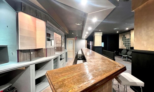 Herverkoop - Commercieel -
Torrevieja - Playa de los Naufragos