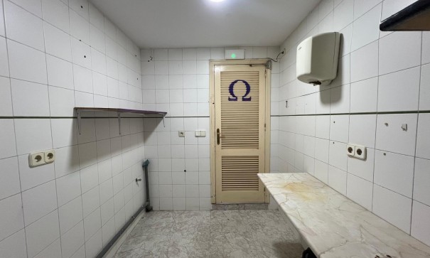 Herverkoop - Commercieel -
Torrevieja - Playa de los Naufragos