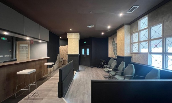 Herverkoop - Commercieel -
Torrevieja - Playa de los Naufragos