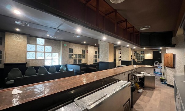 Herverkoop - Commercieel -
Torrevieja - Playa de los Naufragos