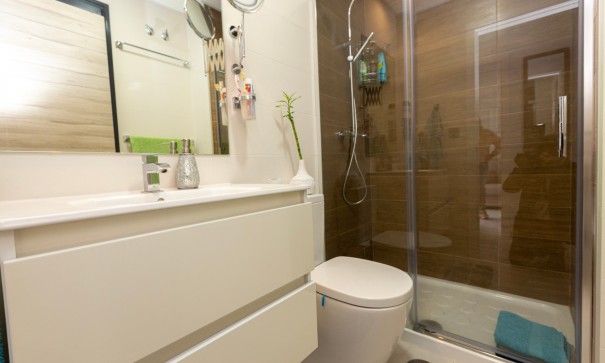 Herverkoop - Vrijstaande Villa -
Villamartín - Pau 26