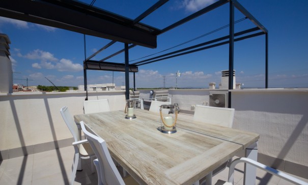 Herverkoop - Vrijstaande Villa -
Villamartín - Pau 26