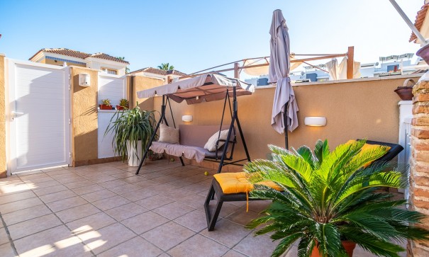 Herverkoop - Vrijstaande Villa -
Guardamar del Segura - El Raso