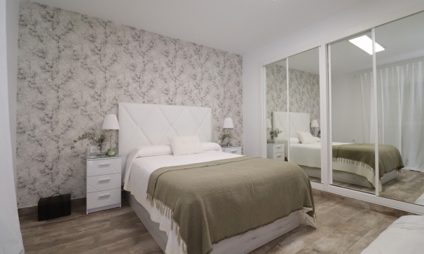 Resale - Freistehende Villa -
Orihuela Costa - Villamartin