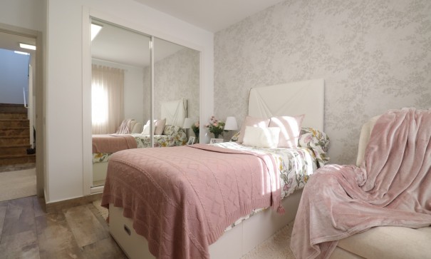 Resale - Freistehende Villa -
Orihuela Costa - Villamartin