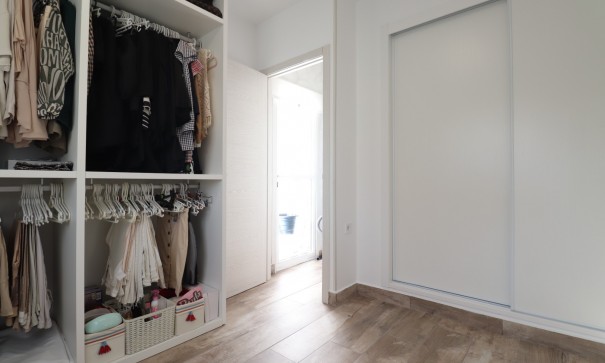 Resale - Freistehende Villa -
Orihuela Costa - Villamartin