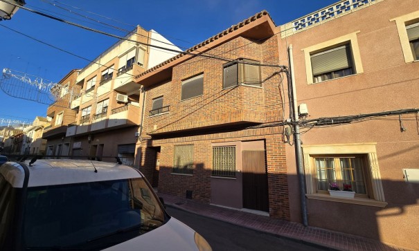 Sale - Town house -
Salinas