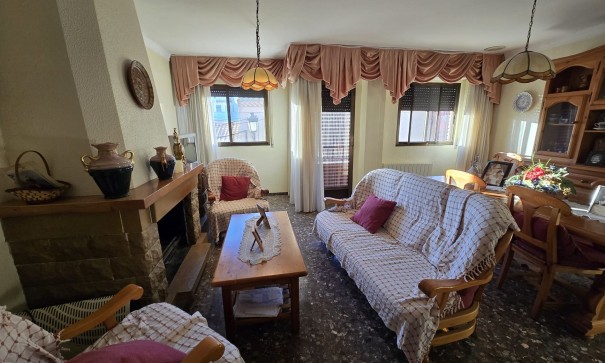 Sale - Town house -
Salinas