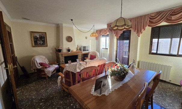 Sale - Town house -
Salinas