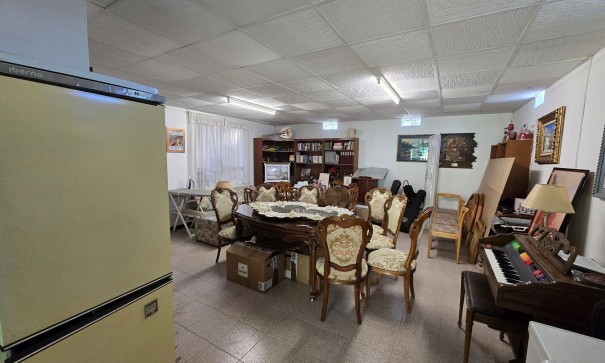 Venta - Chalet Independiente -
Villena