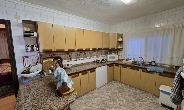 Venta - Chalet Independiente -
Villena