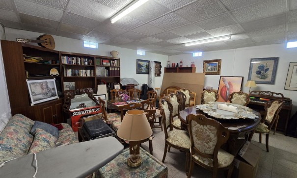 Venta - Chalet Independiente -
Villena