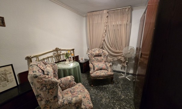 Venta - Chalet Independiente -
Villena